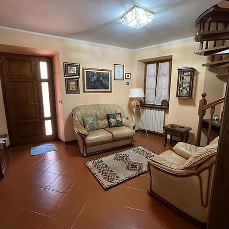 Villa La Casa Di Franco Ruosina Esterno foto