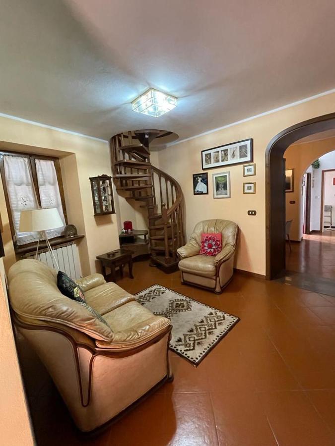 Villa La Casa Di Franco Ruosina Esterno foto